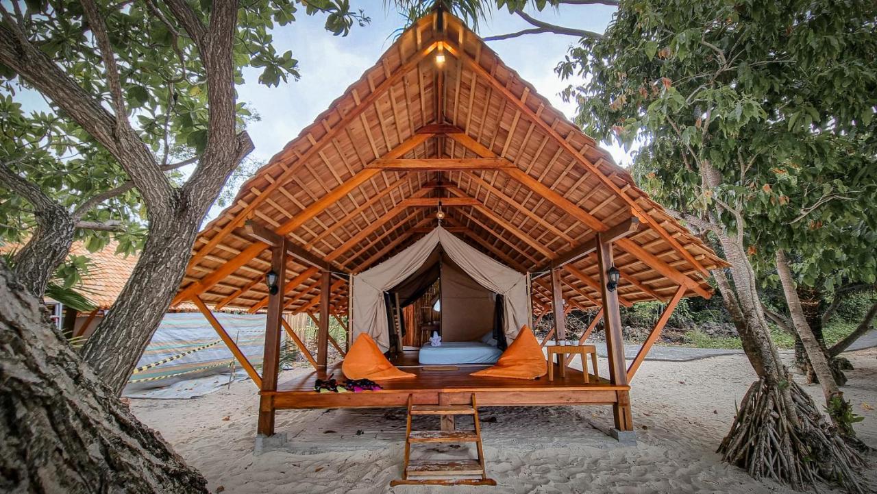 Lihaga Island & Beach Club Serai ภายนอก รูปภาพ